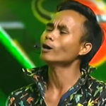 ឹ